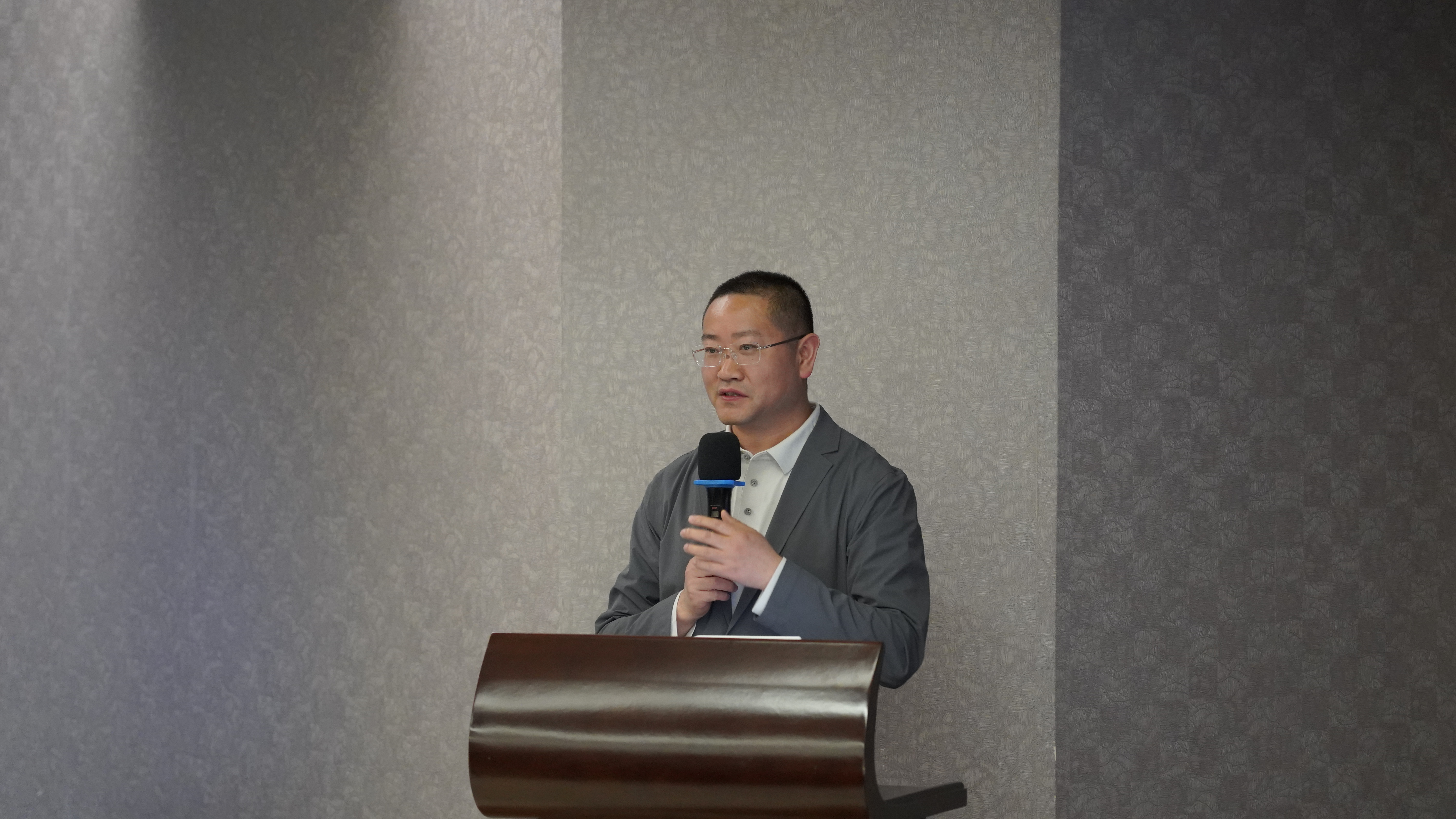 �ڲ��������רҵЧ��,����Ϊ��